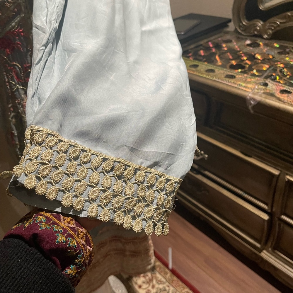 Pakistani branded dress - Picture 12 of 16